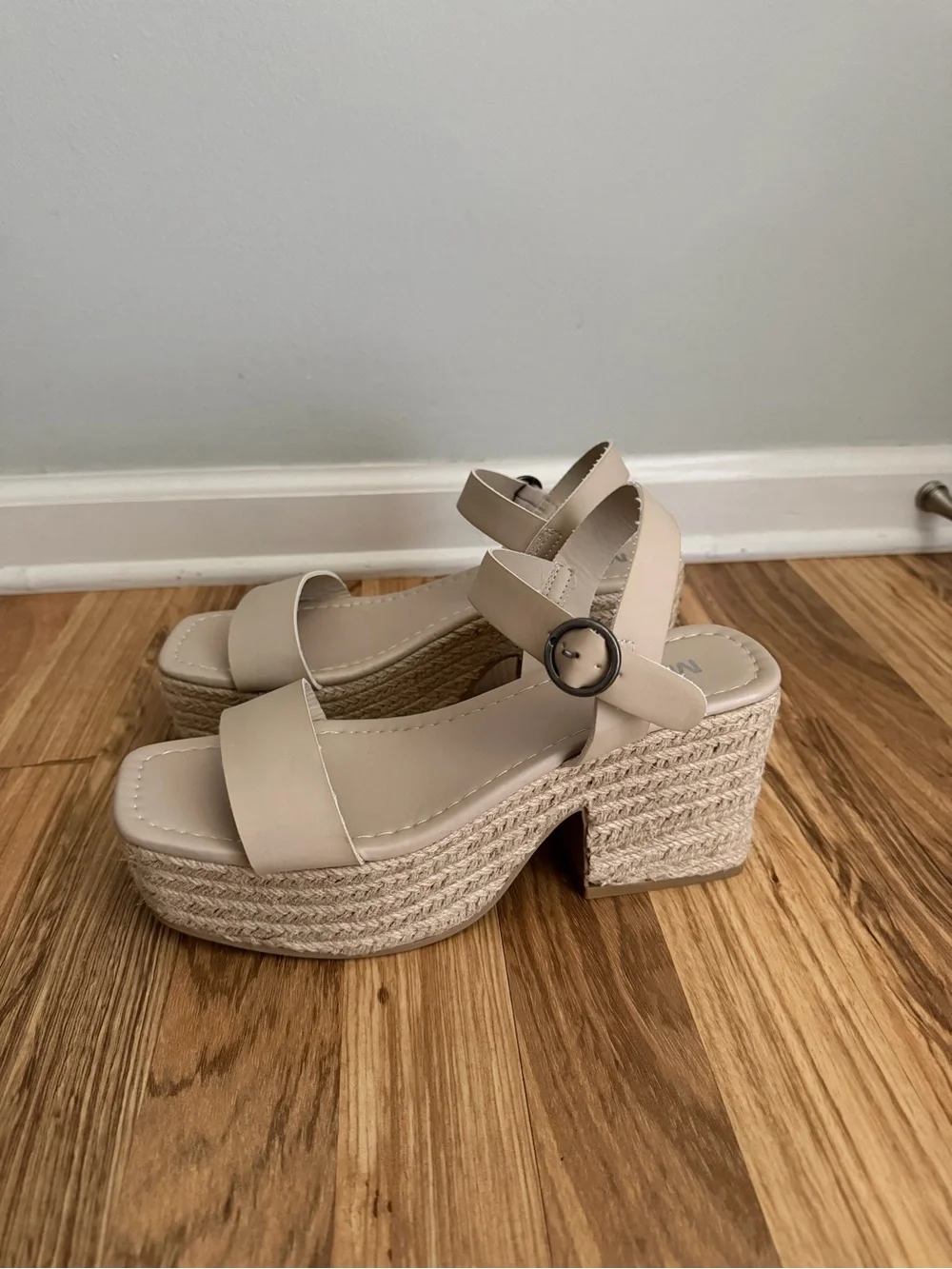 MIA Beige Platform Espadrille Sandals - Women's Chunky Heel 9.5M
